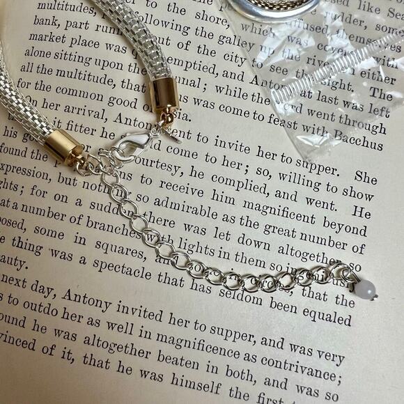 NEW Vintage 80s NRQ Lariat Silver and Gold Necklace Hoop Earrings Jewelry Set - Picture 7 of 15